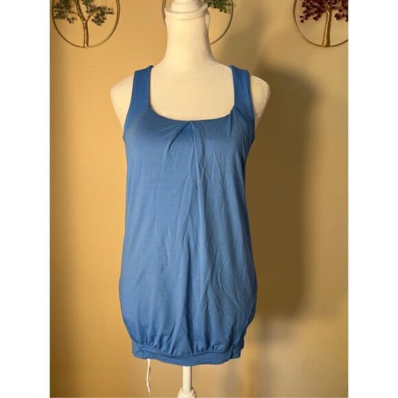 Lululemon Nouveau Limits Tank in Porcelain Blue Size 4 - Picture 1 of 8